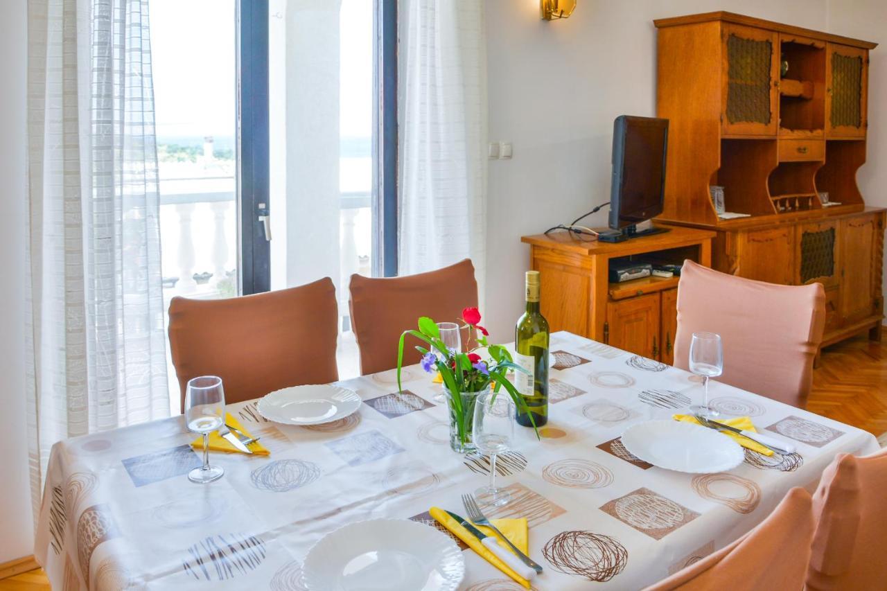 Apartman Gabrijela Senj  Eksteriør billede