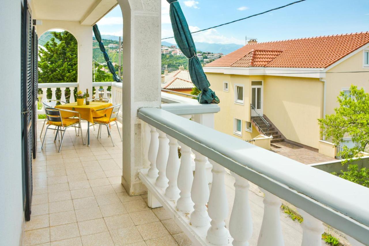 Apartman Gabrijela Senj  Eksteriør billede