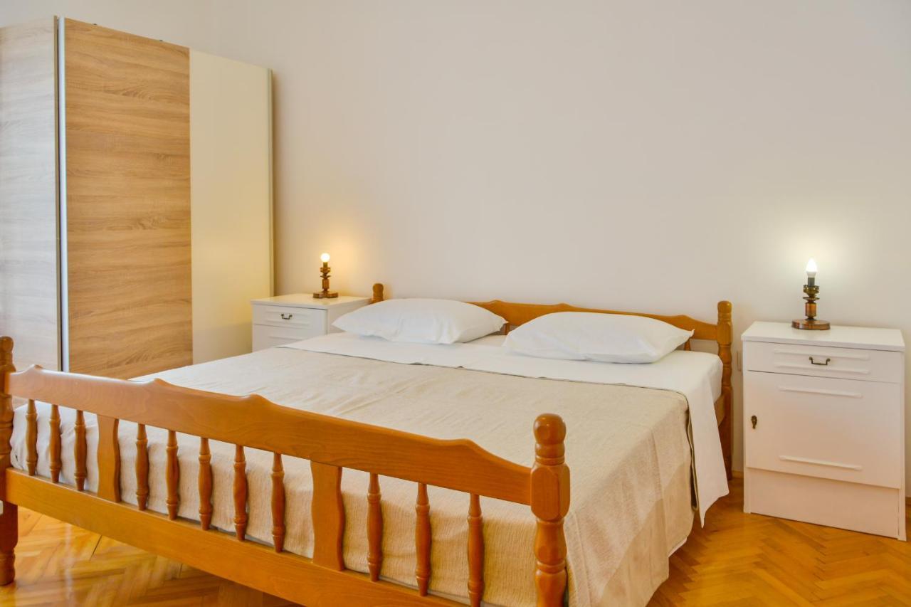 Apartman Gabrijela Senj  Eksteriør billede
