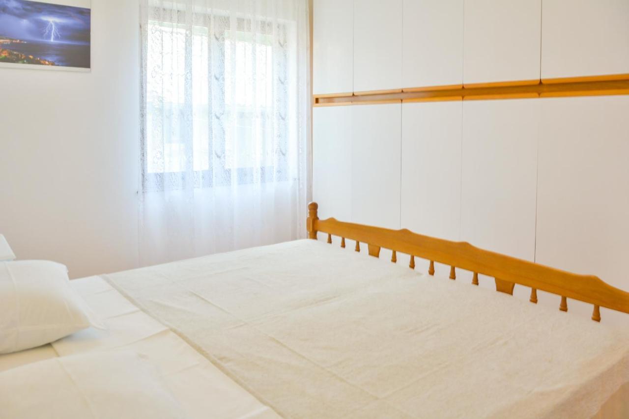 Apartman Gabrijela Senj  Eksteriør billede
