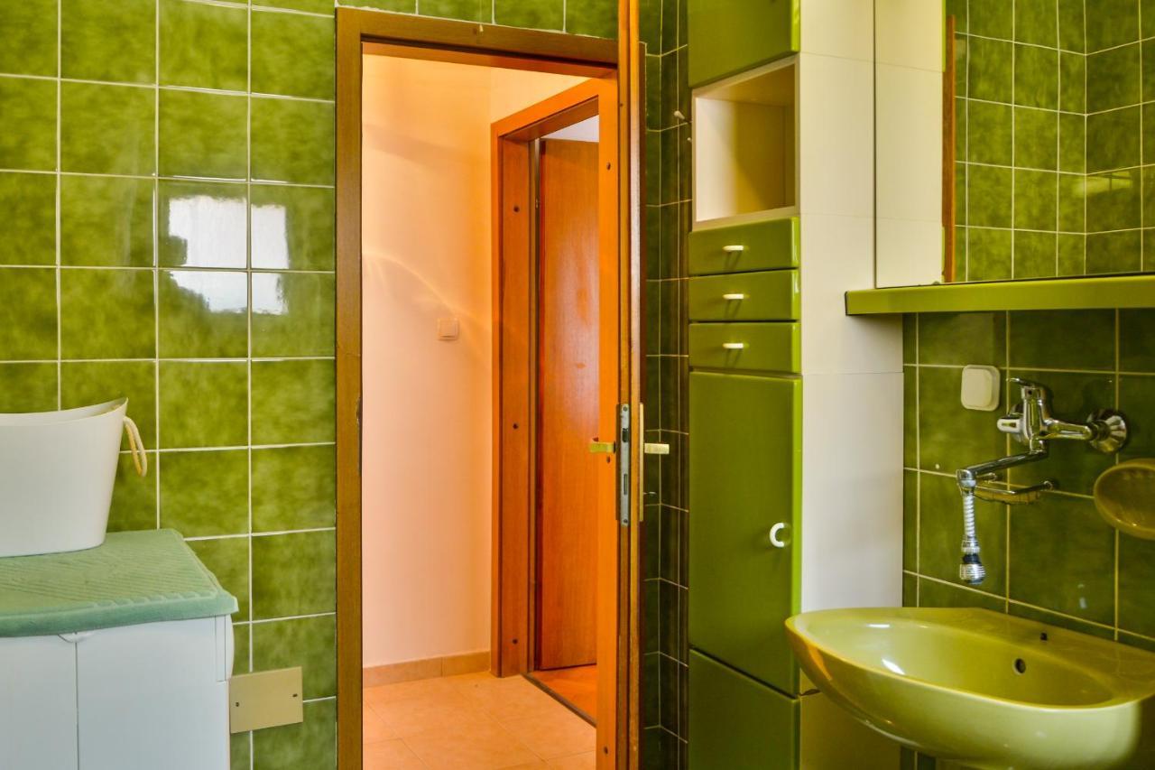 Apartman Gabrijela Senj  Eksteriør billede